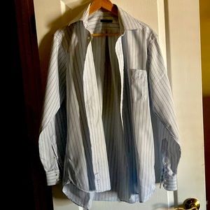 Burberry Mens long sleeve dress shirt point collar button cuffs. 1